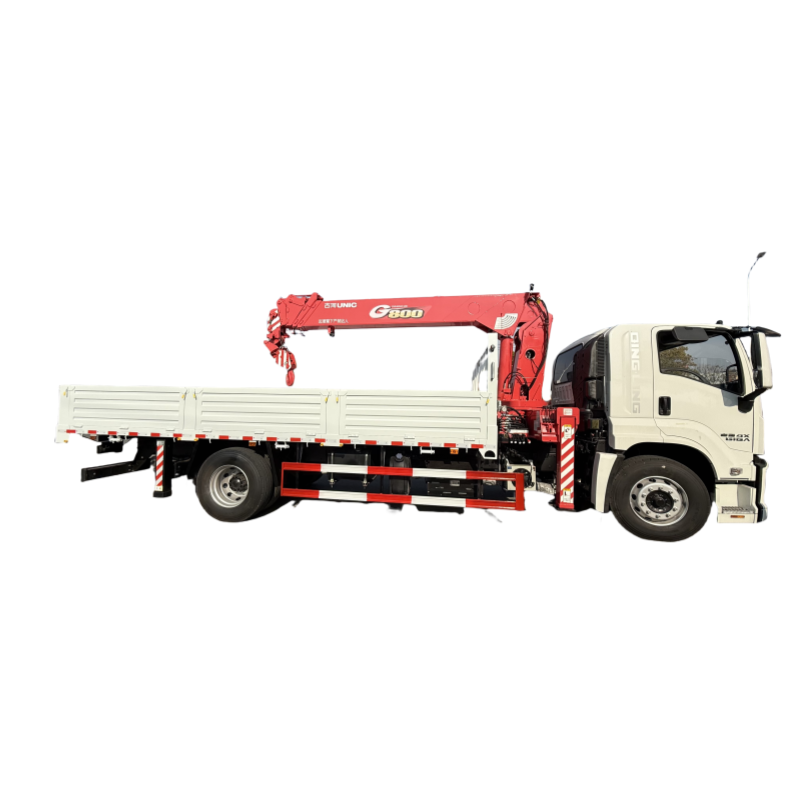 Isuzu 8 tonnás Furukawa teherautóra szerelhető daru 4x2
