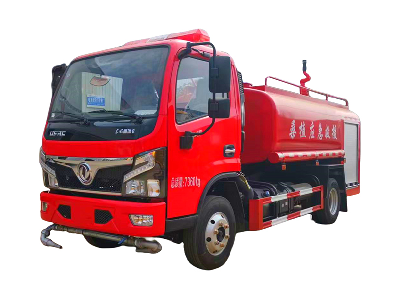 Dongfeng 5 tonnás 4*2 multifunkcionális nagy átfolyású tűzoltó sprinkler