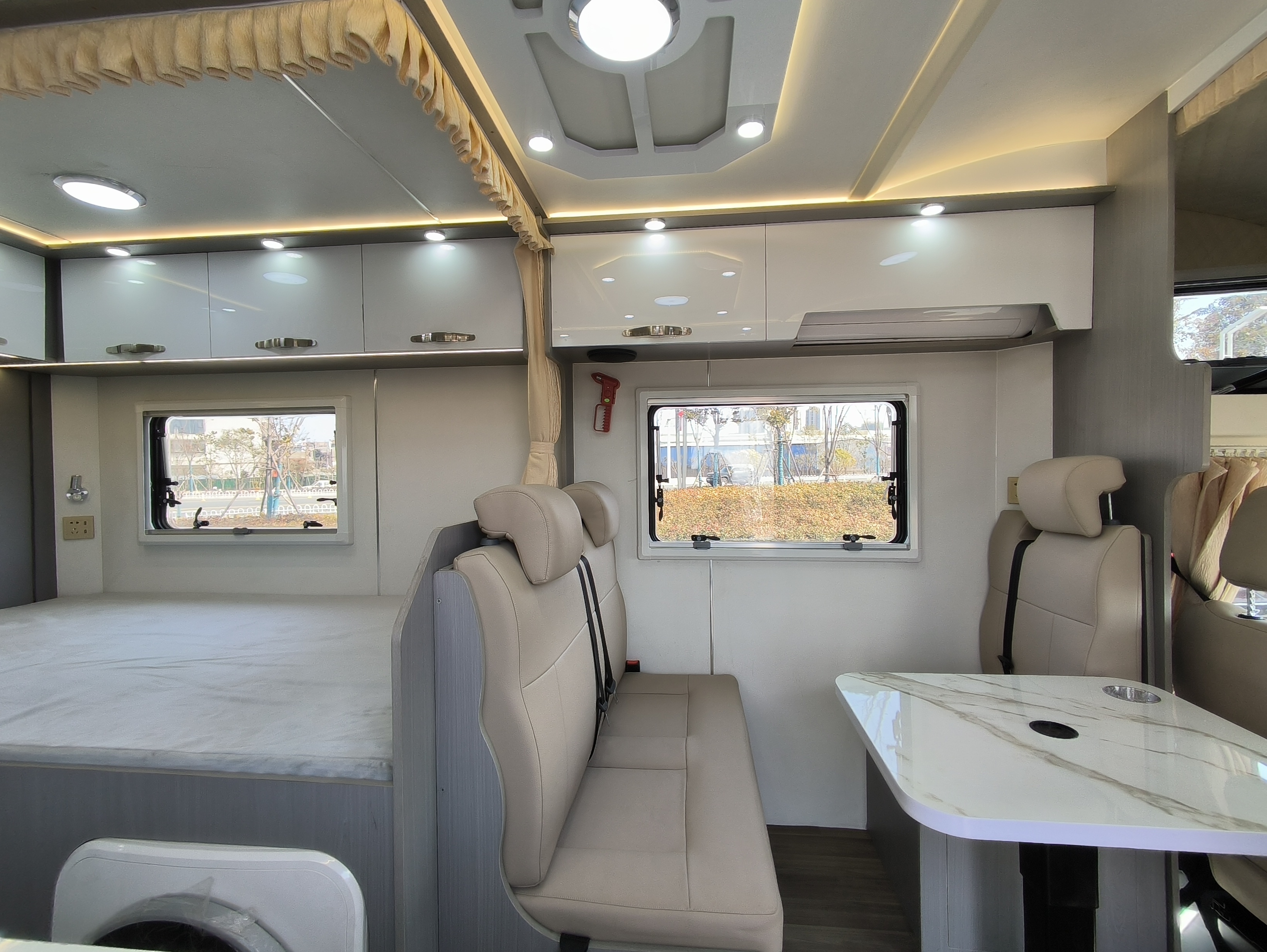 Jiangling Fushun RV