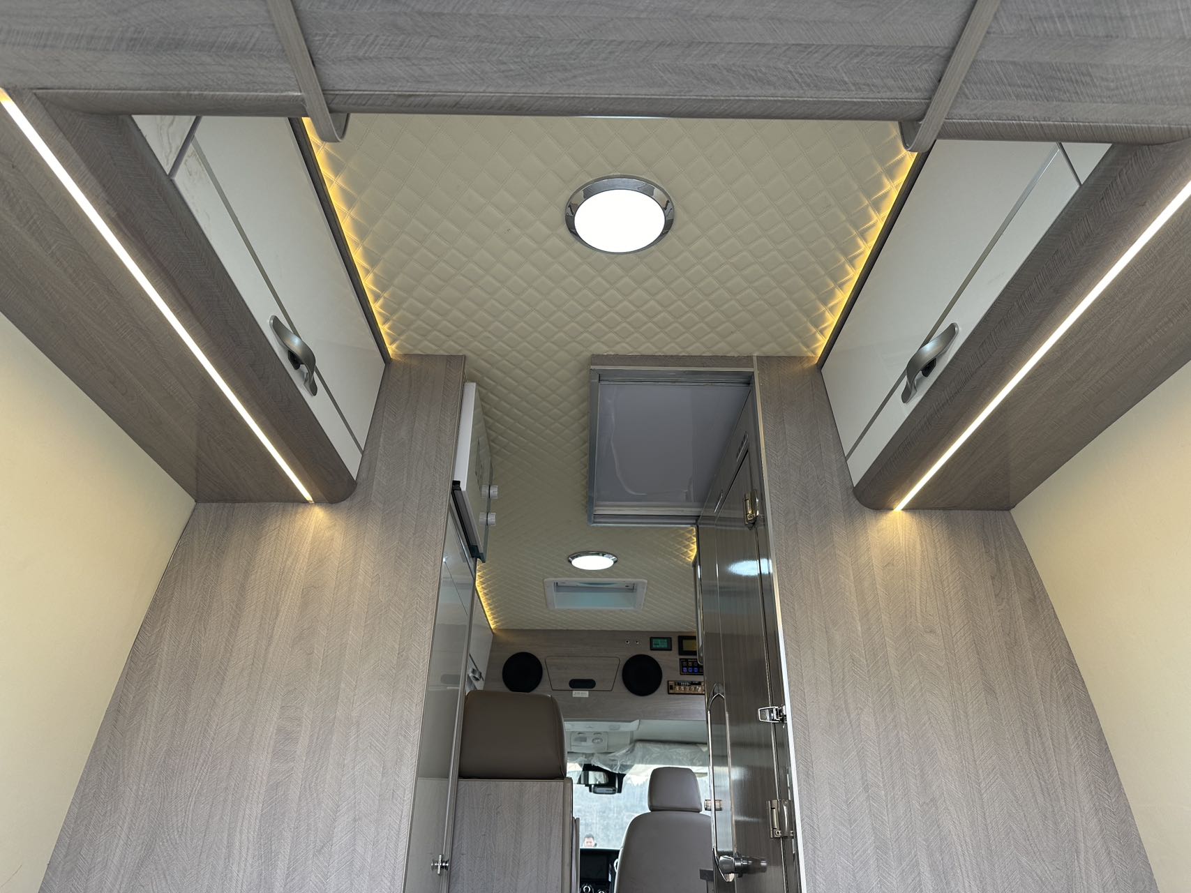 Rv manufacturers