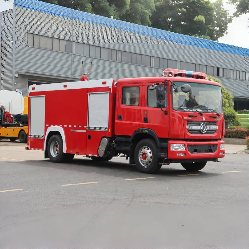 4X2 Dongfeng D9 hattonnás víztartályos tűzoltóautó