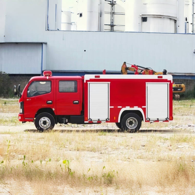 Dongfeng Duolika Cab 3-5m3 víz- és habbal oltó tűzoltó jármű