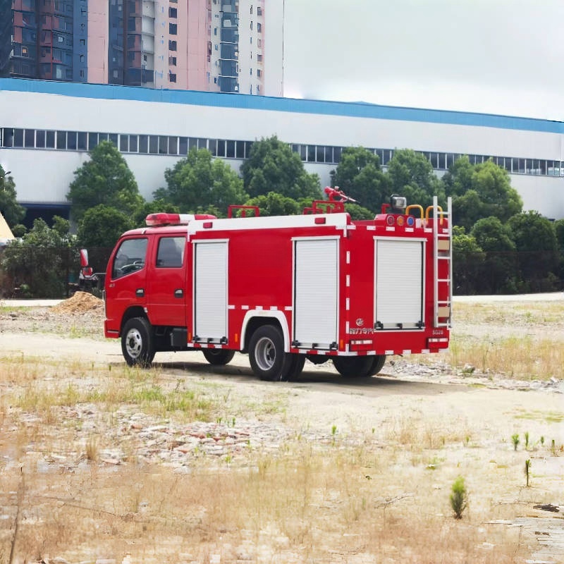 Dongfeng Duolika Cab 3-5m3 víz- és habbal oltó tűzoltó jármű
