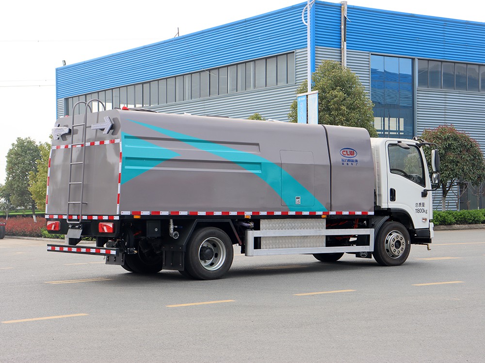 Fence Cleaning Truck