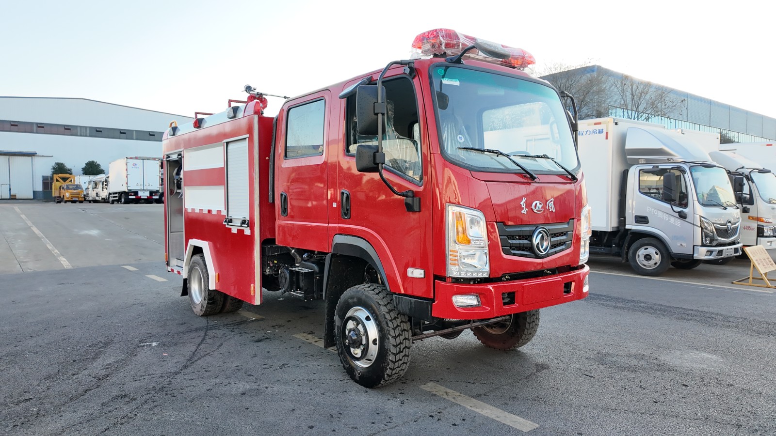 4*2 water tank Fire Engine
