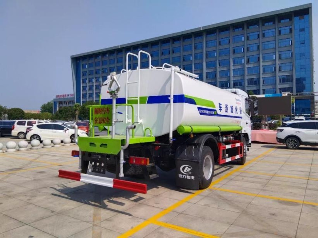 DONGFENG Huashen 4x2 spraying truck