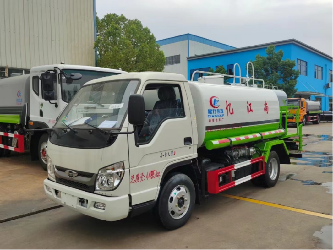 FOTON dust suppression water truck