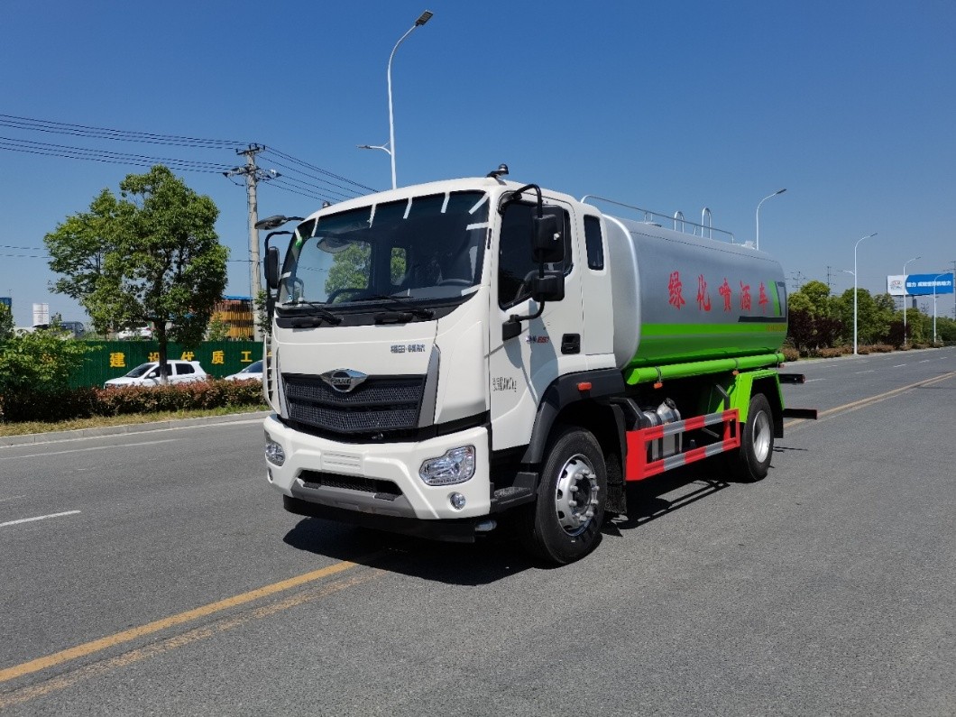 FOTON spraying truck
