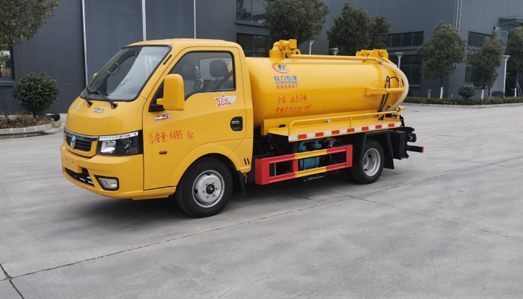 DONGFENG 4x2 Sewage Suction Truck
