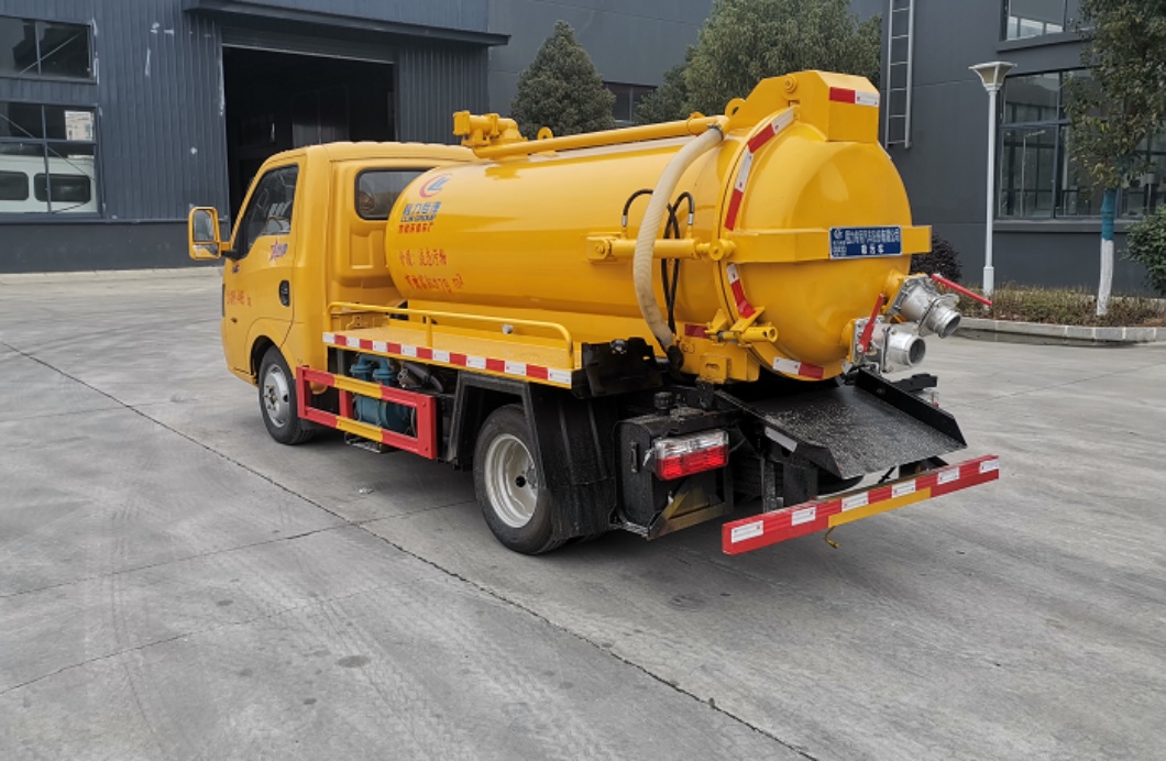 DONGFENG 6x2 Sewage Suction Truck