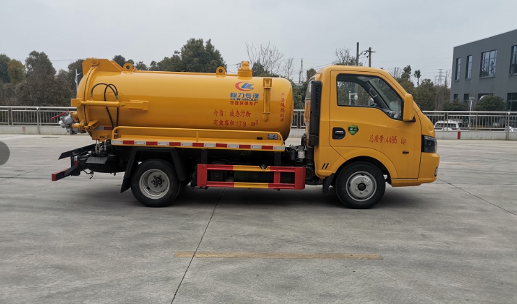 DONGFENG 4x4 Sewage Suction Truck