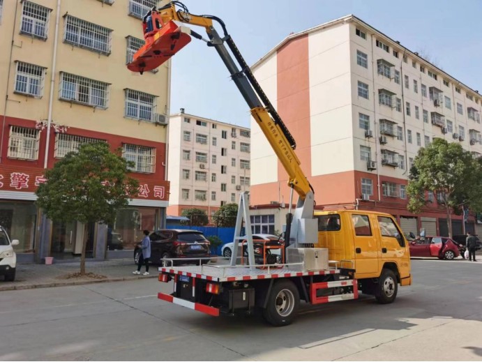 Tree Pruning Vehicle