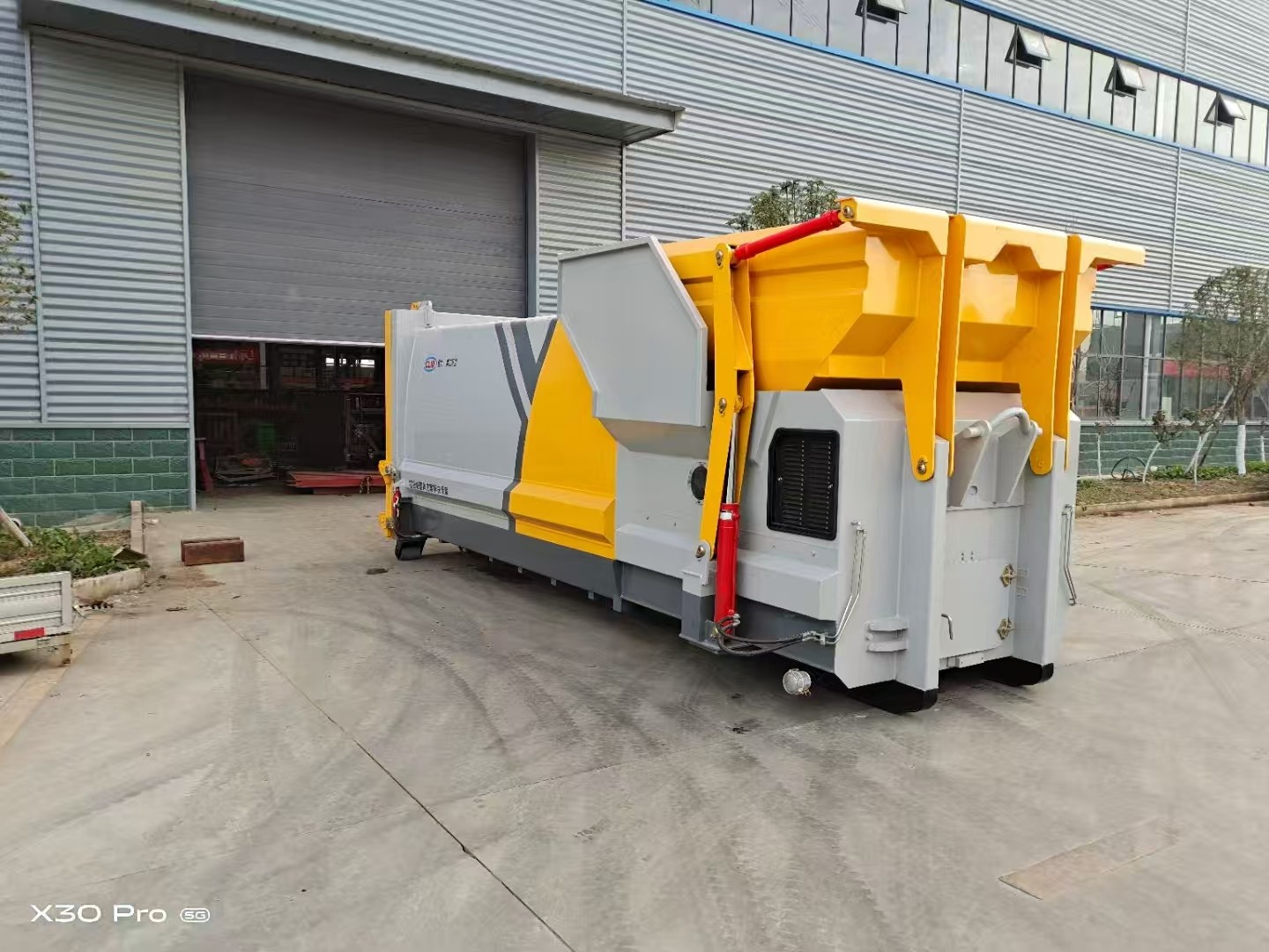 20m³ hook arm compression garbage station