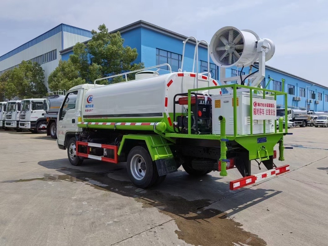 KAMA 5m³ Small spraying truck