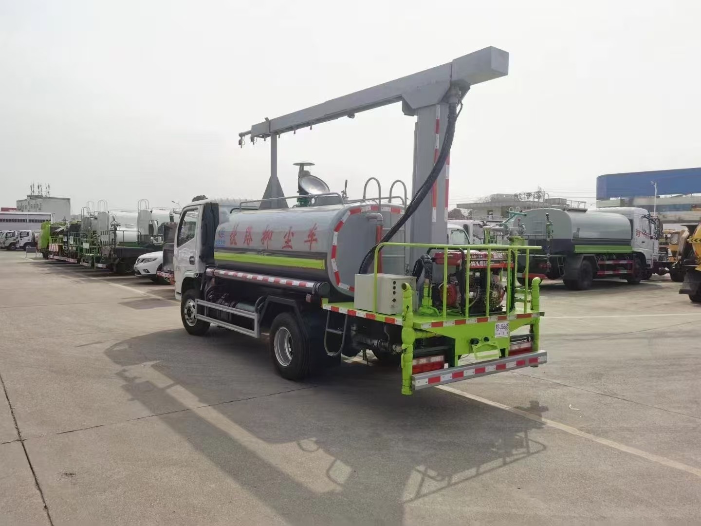 DONGFENG 5T 4x2 Railway Dust Suppression Truck