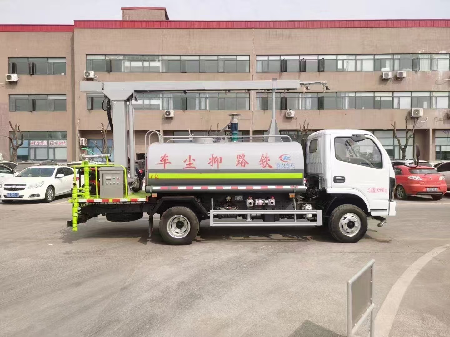 DONGFENG Railway Dust Suppression Truck