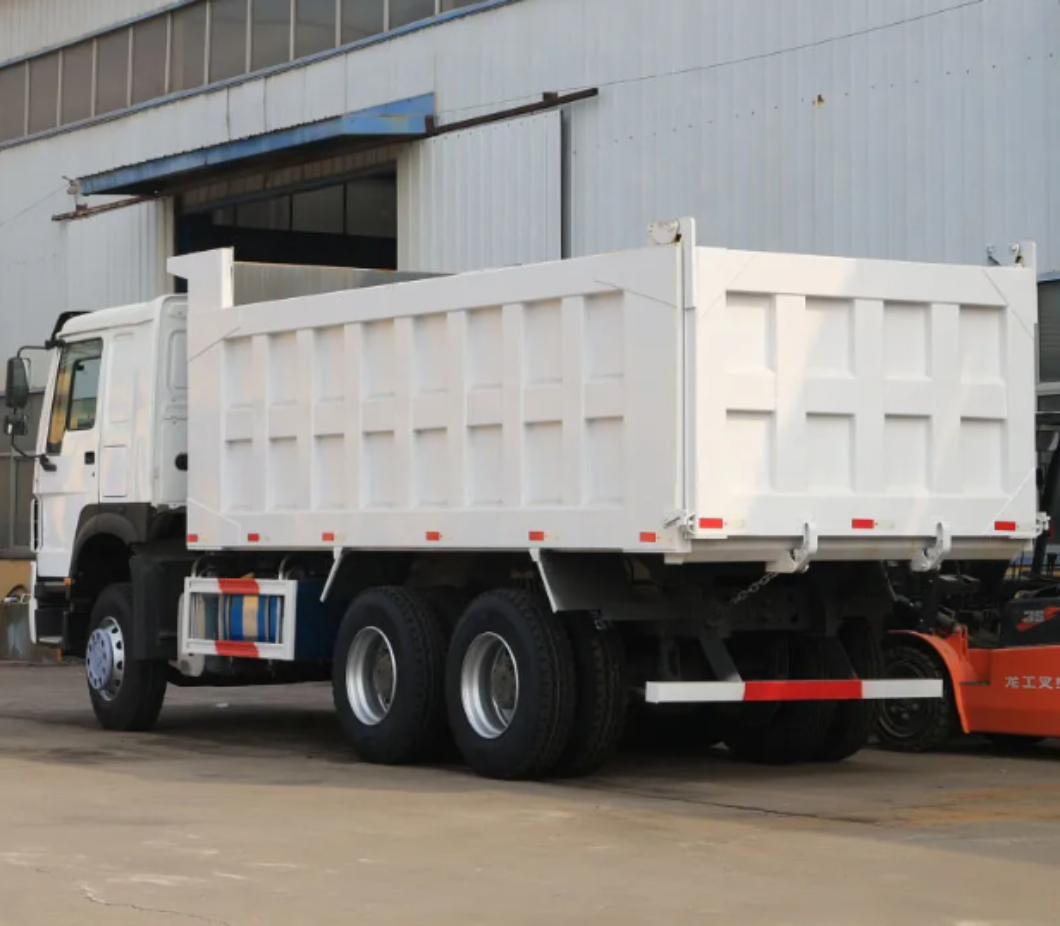 ISUZU 4X2 Compactor Garbage Truck