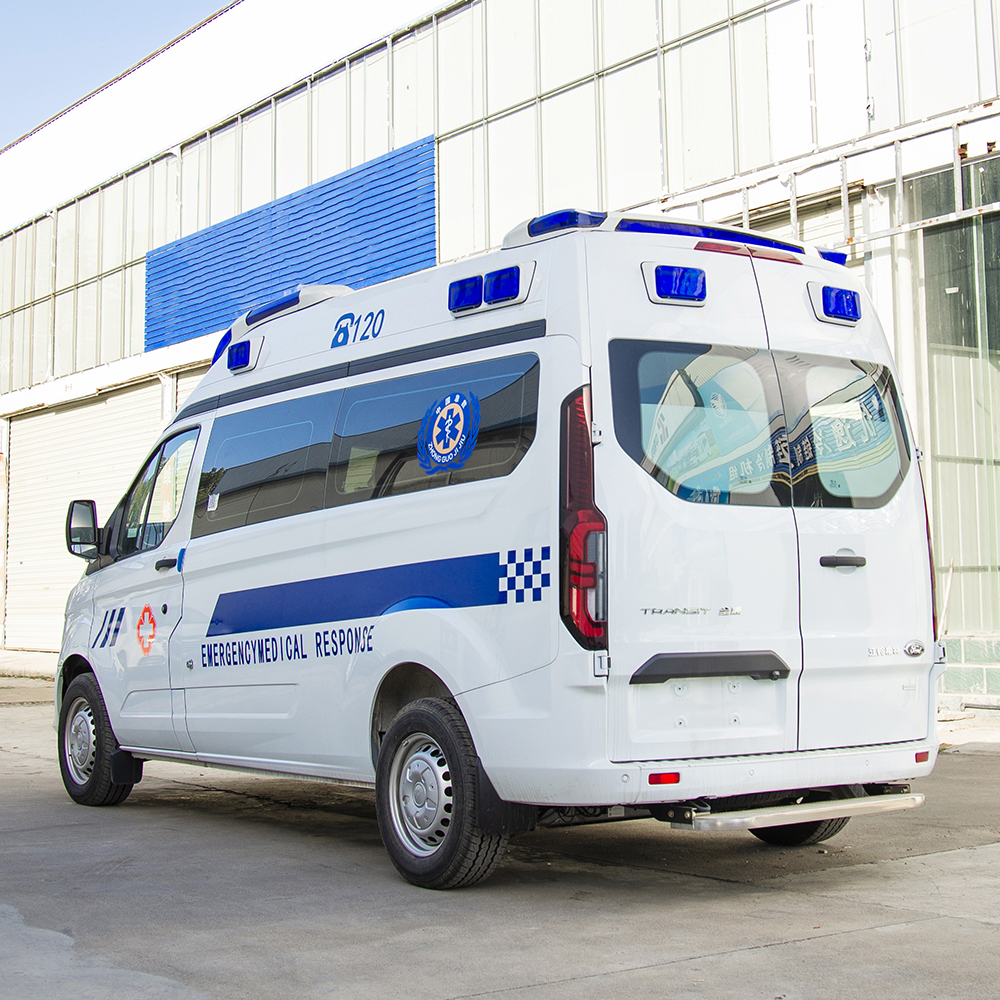 Ford Transit V362 Mentőautó