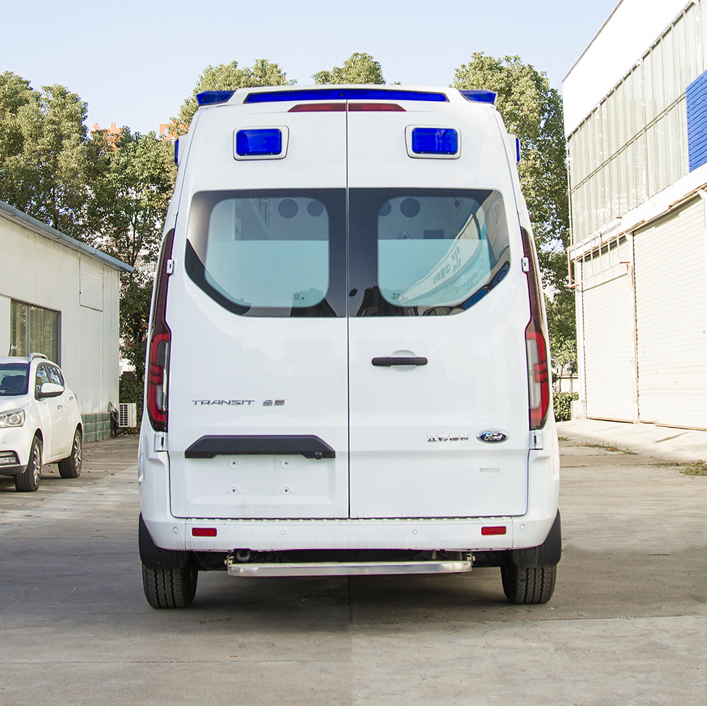 Ford Transit V362 Mentőautó