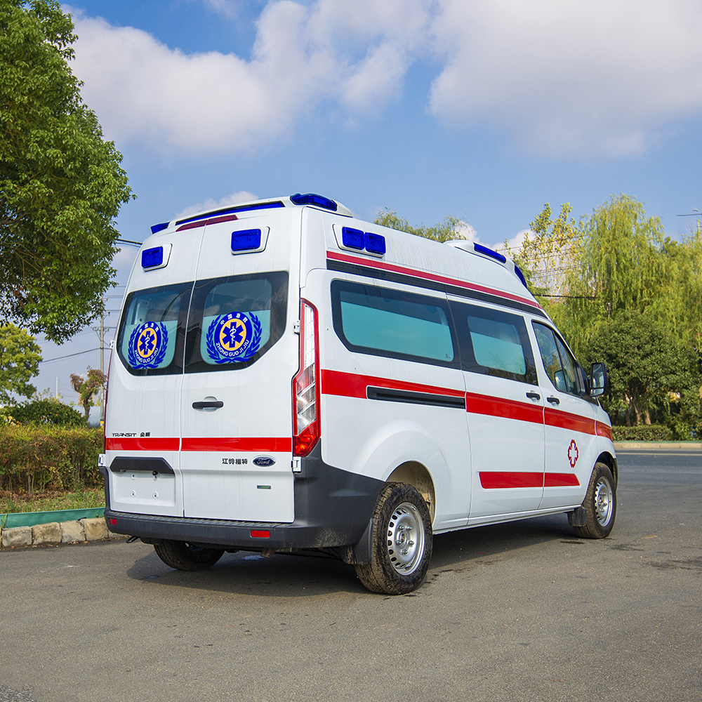 Ford új Transit Transport mentőautó