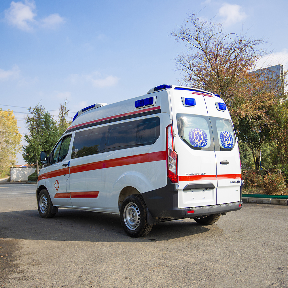 Ford új Transit Transport mentőautó