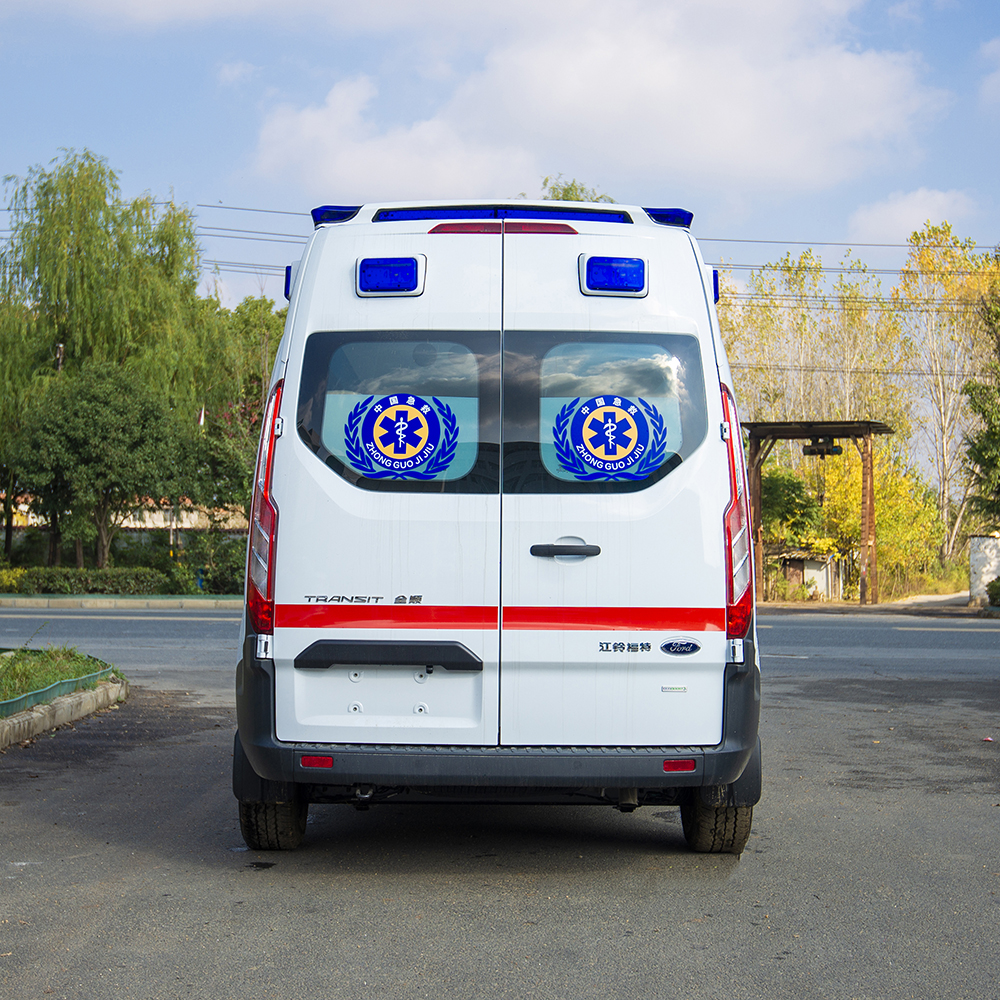 Ford új Transit Transport mentőautó