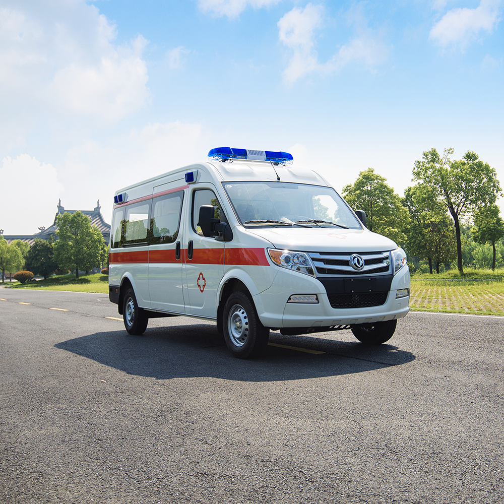 Dongfeng Yufeng Critical Care Ambulance