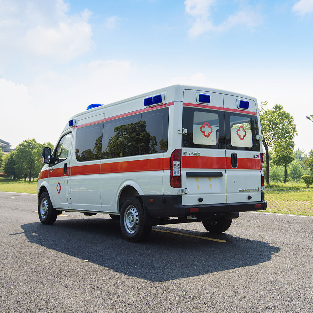 Dongfeng Yufeng Critical Care Ambulance