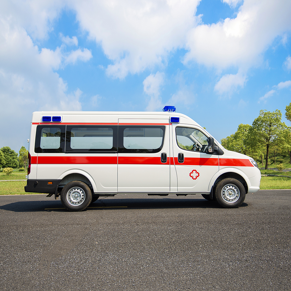 Dongfeng Yufeng Critical Care Ambulance