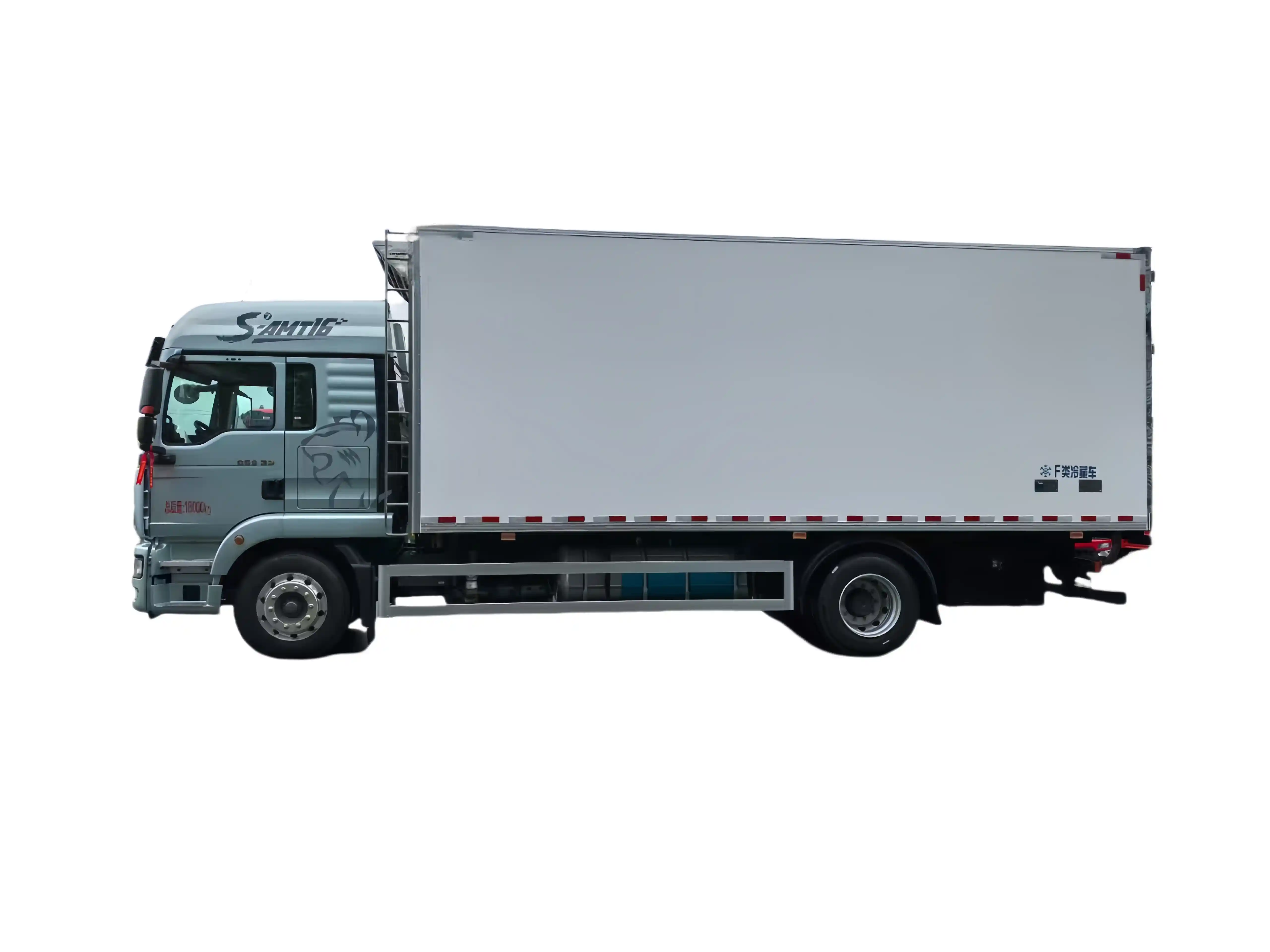 Sinotruk HOWO 6,8 m-es hűtős teherautó 4X2