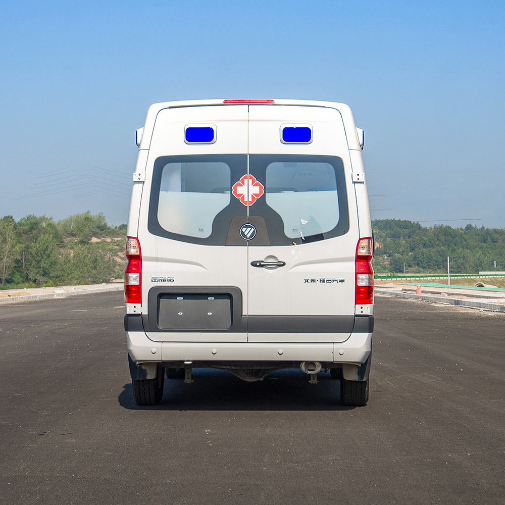 Foton Tuyano short-axle transport ambulance