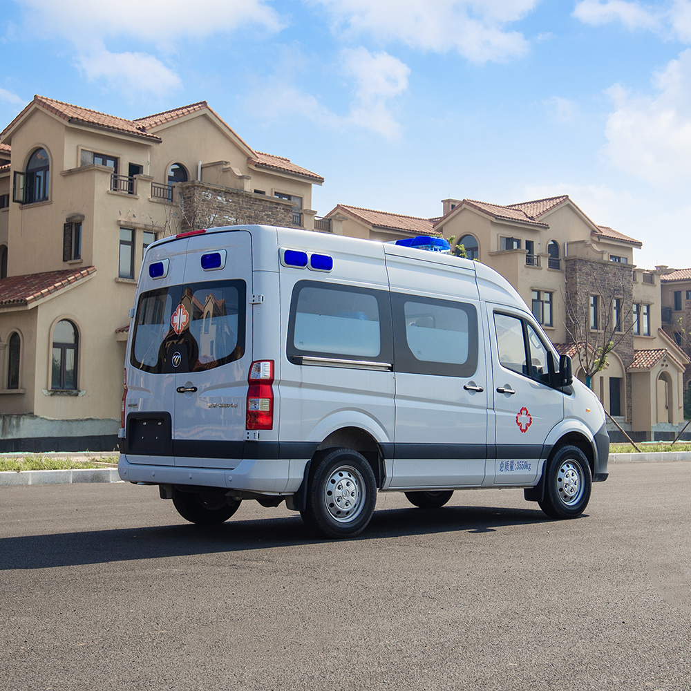 Foton Tuyano short-axle transport ambulance