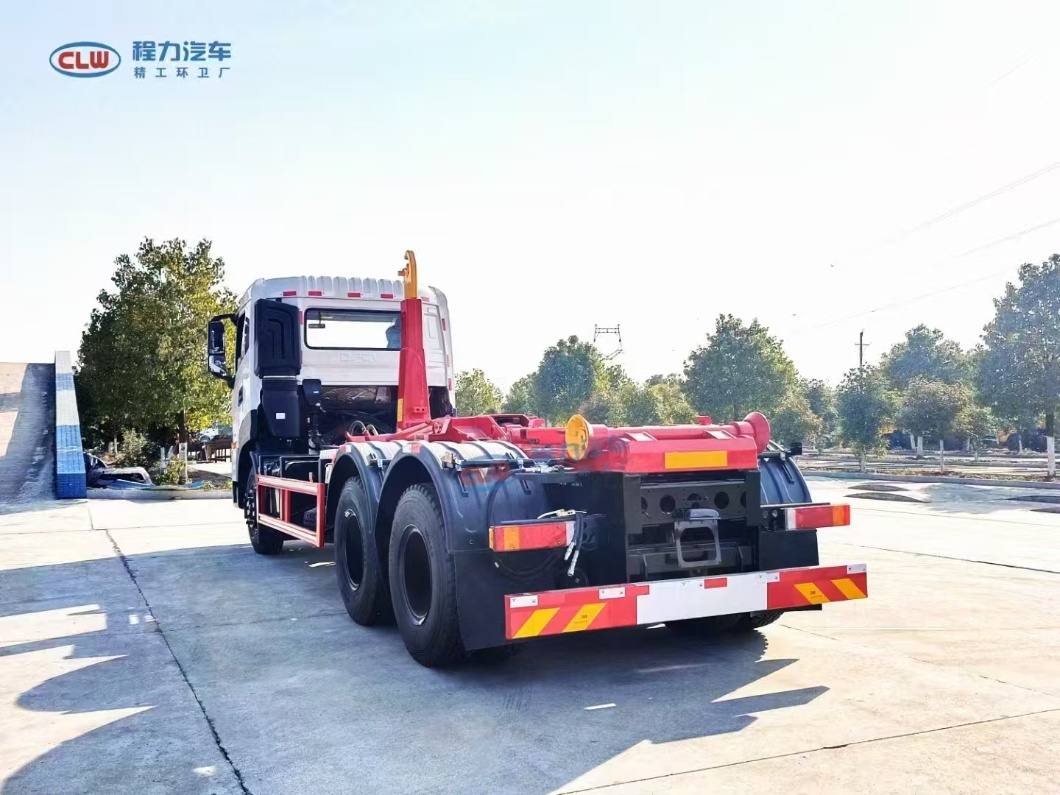SHACMAN 8X4 hook lifing refuse truck