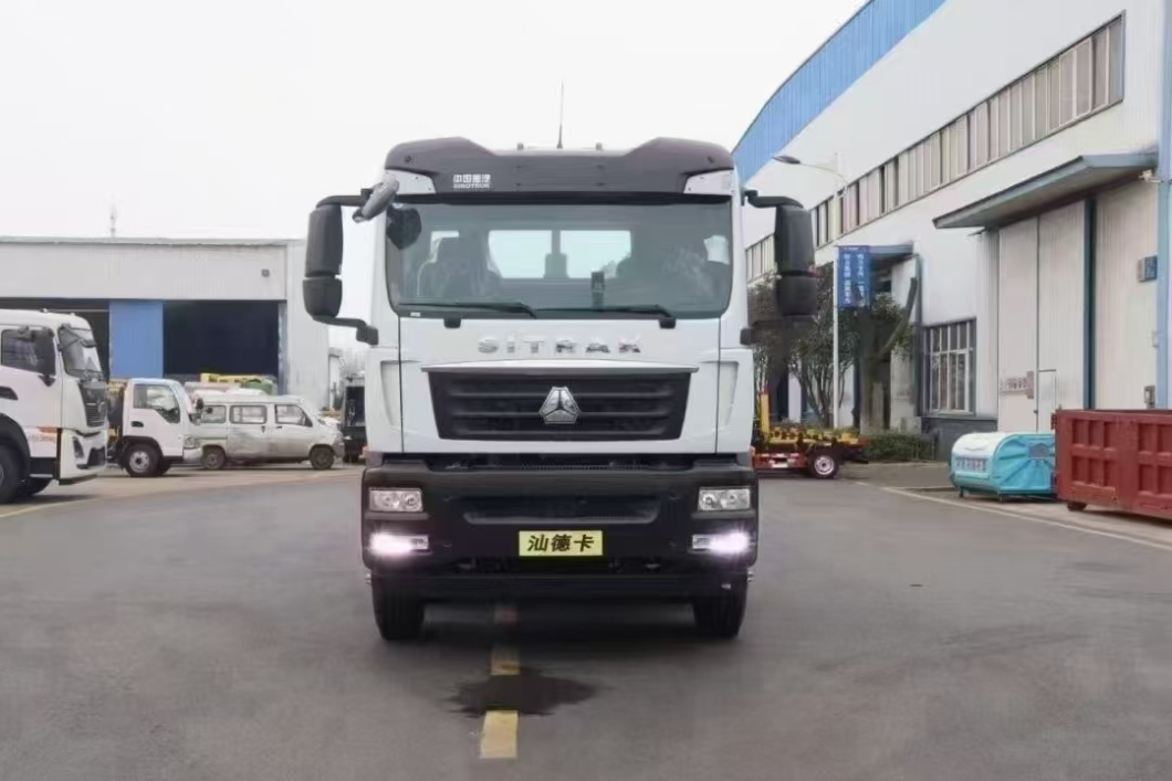 HOWO 4X2 hook lifing refuse truck