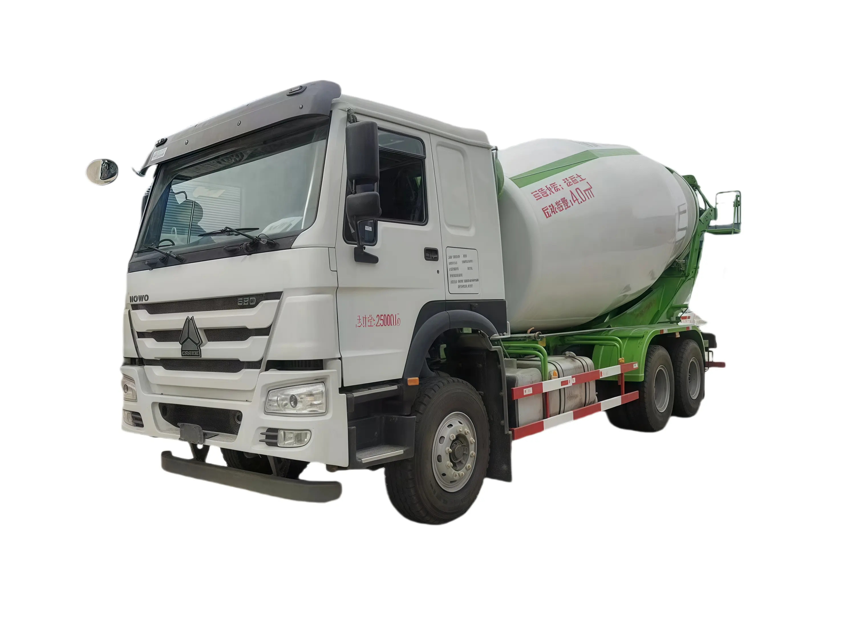 SINOTRUK betonkeverő teherautó 8x2