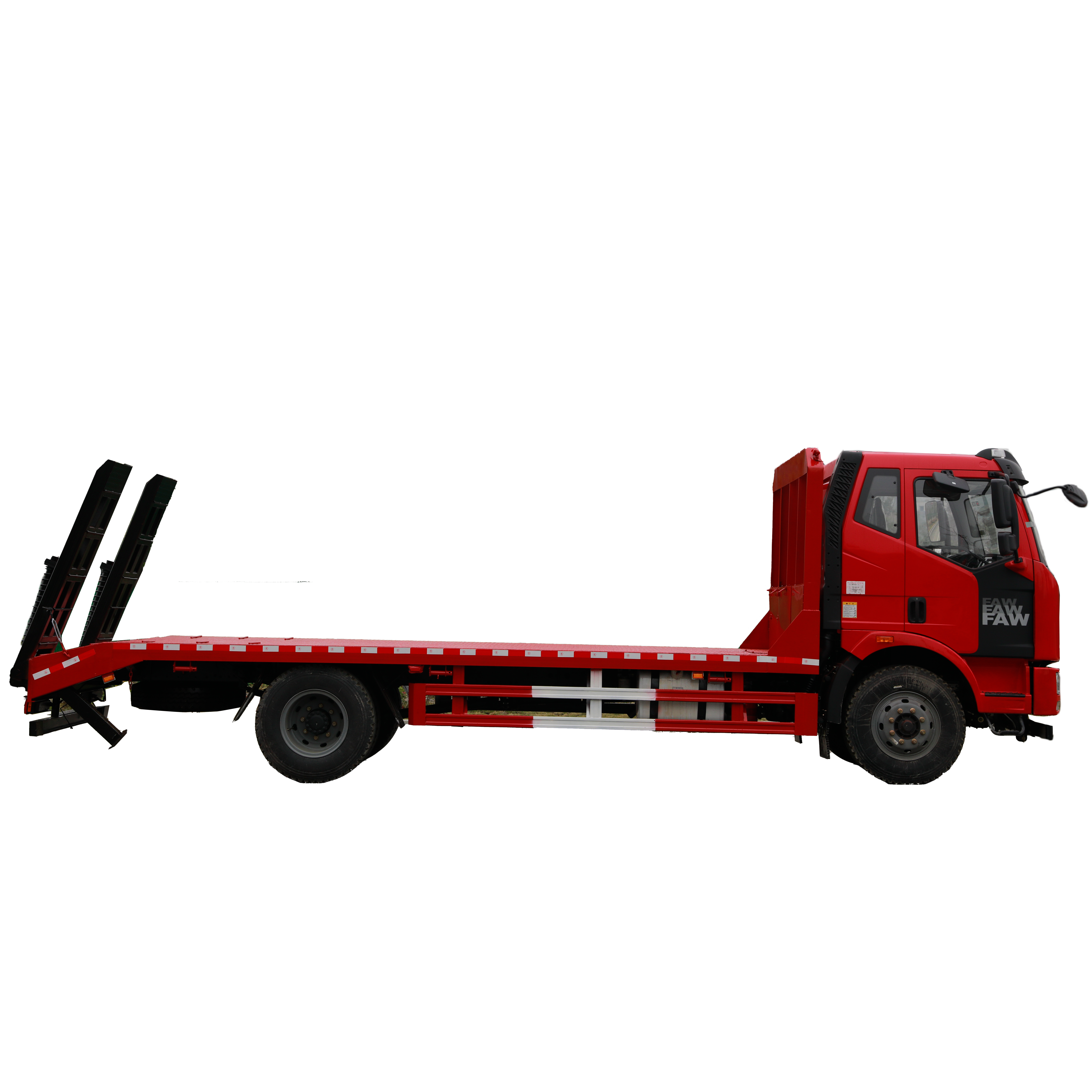 Flatbed truck with hydraulic lift