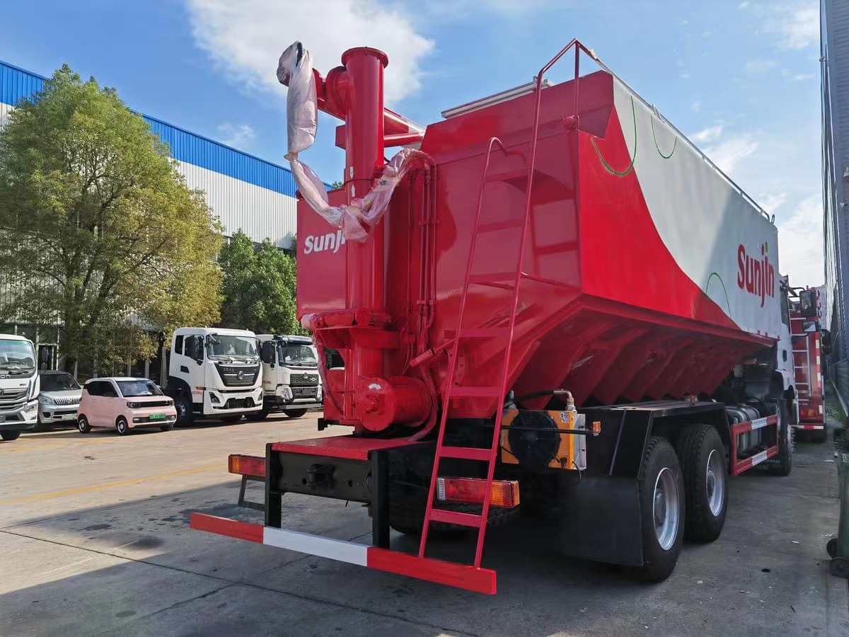 bulk feed transporter