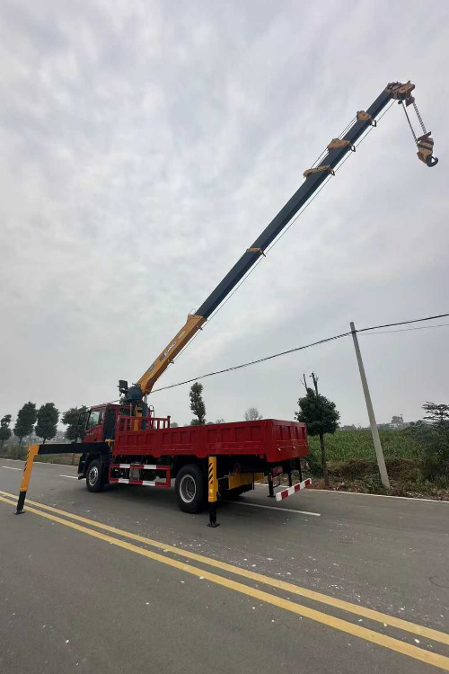 8-ton 5-section straight arm crane