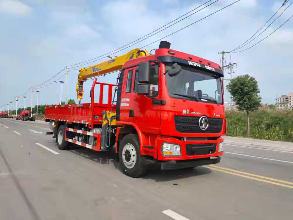 Straight arm crane