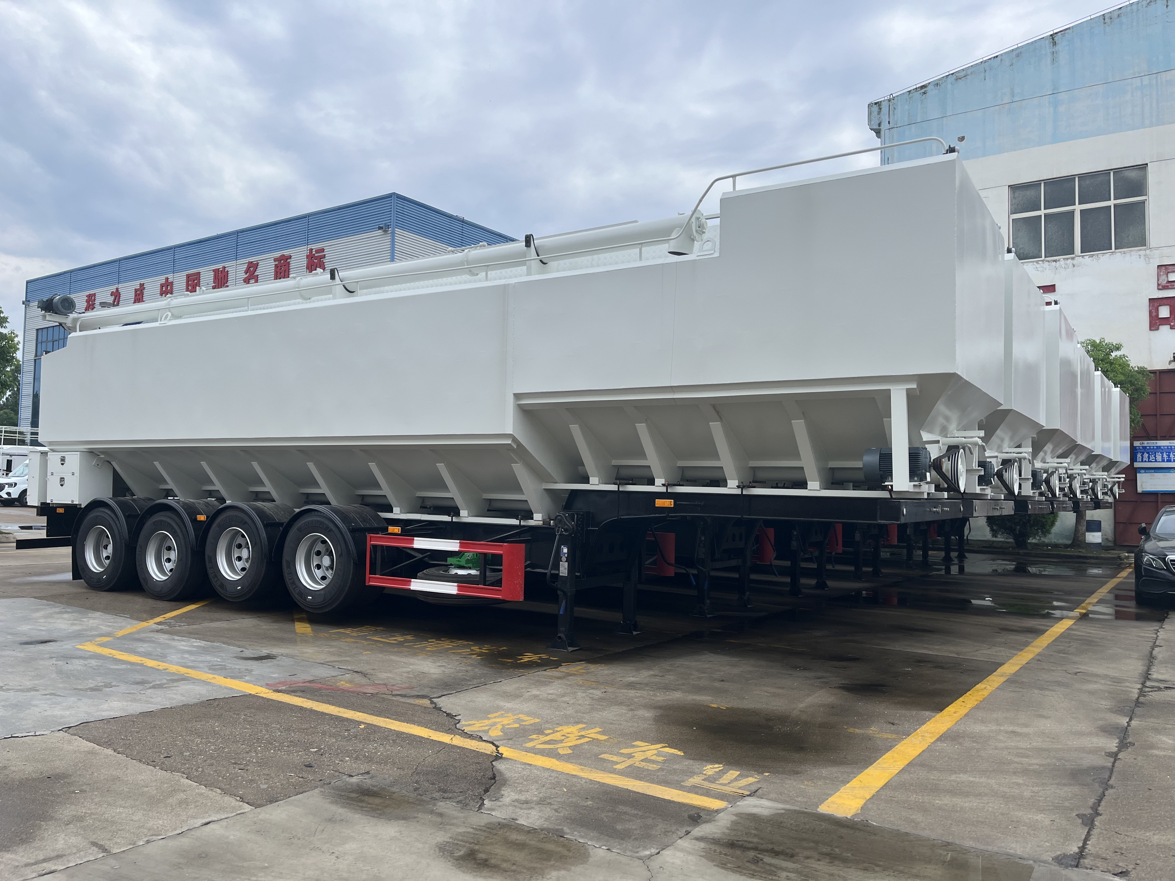 bulk feed transport truck