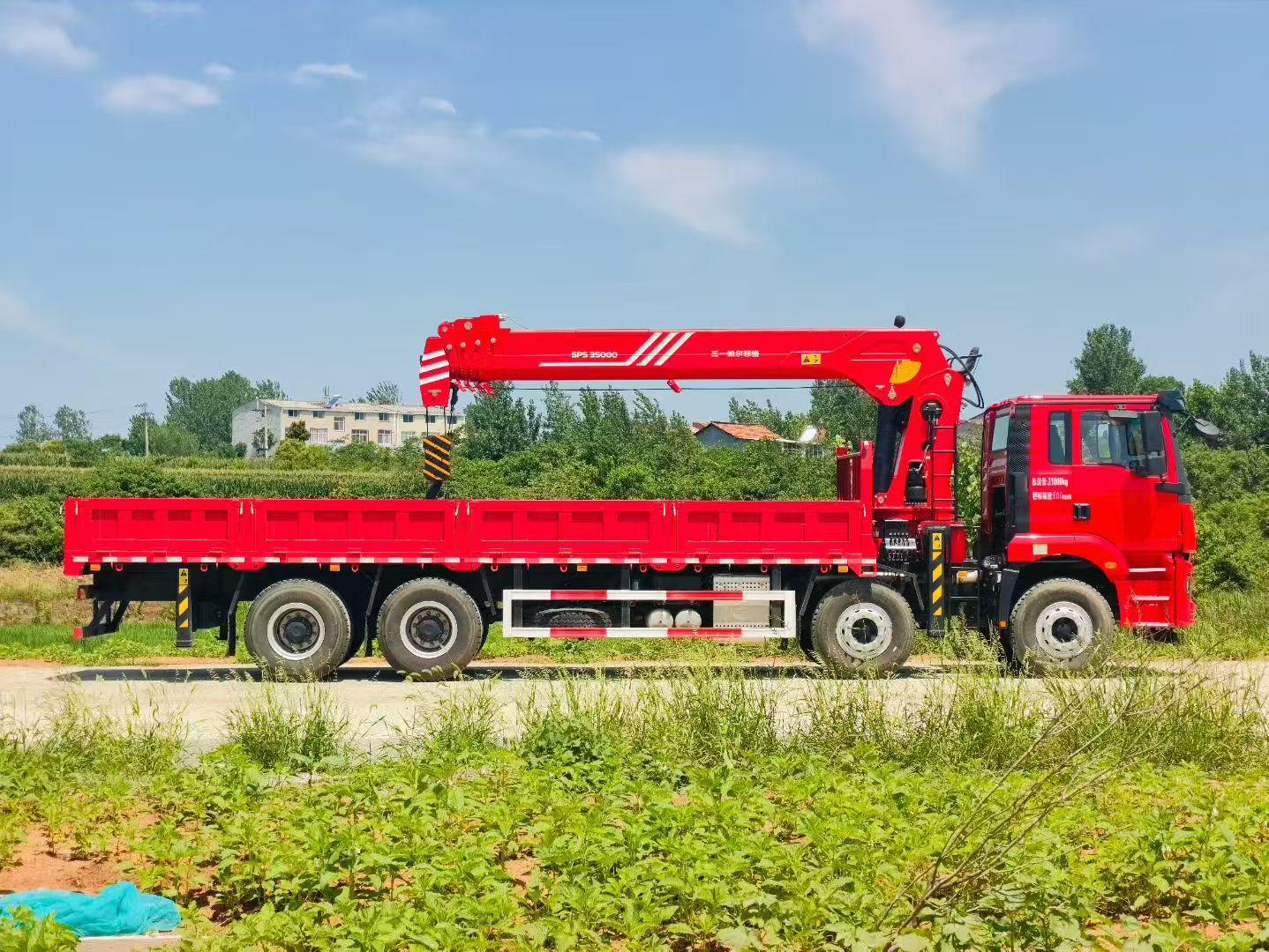 big crane truck