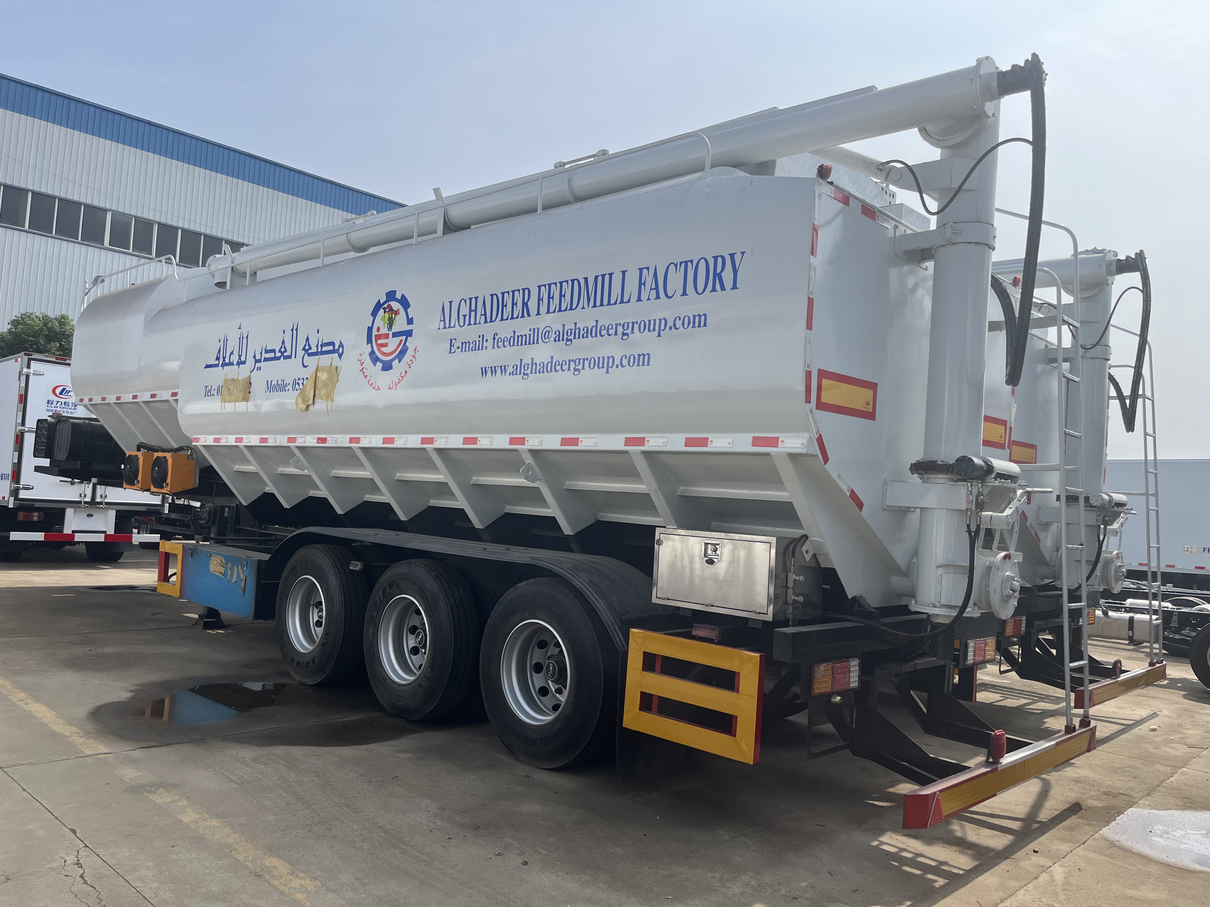 triple axles 50cbm bulk haul feed semitrailer for sale