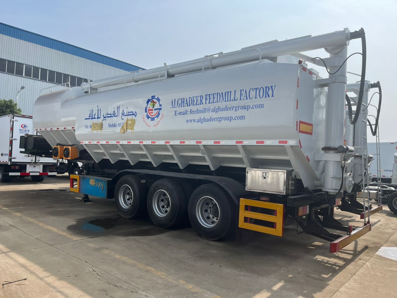 bulk haul feed semitrailer