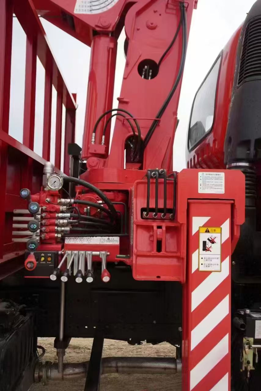 8 ton crane truck for sale