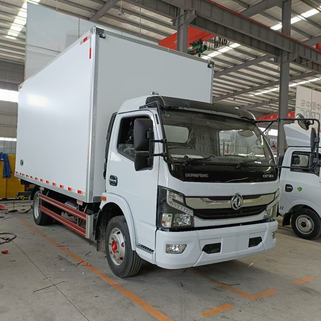 dongfeng 5 ton refrigerated truck for sale