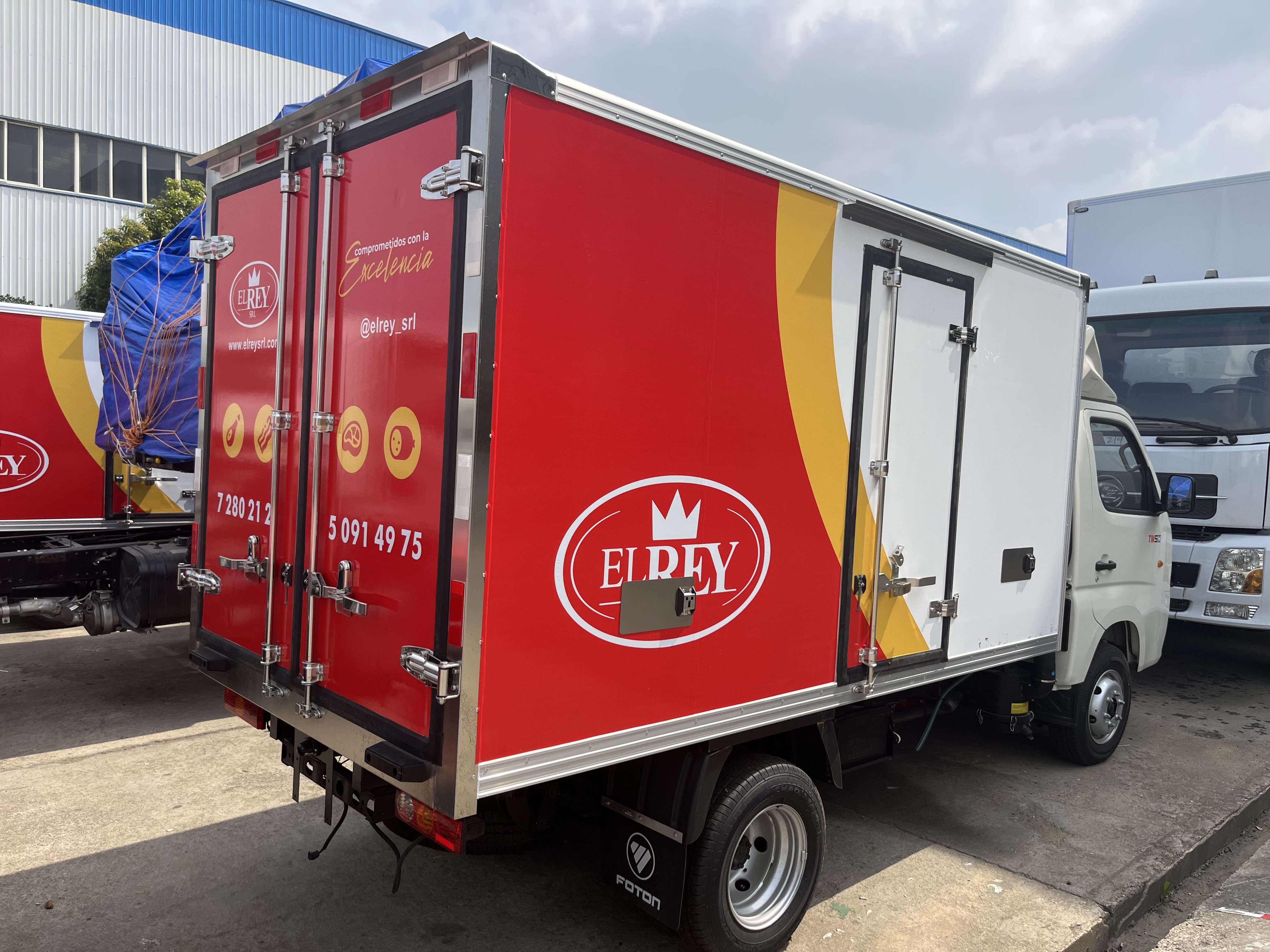 FOTON diesel 2Tons refrigerated truck for sale