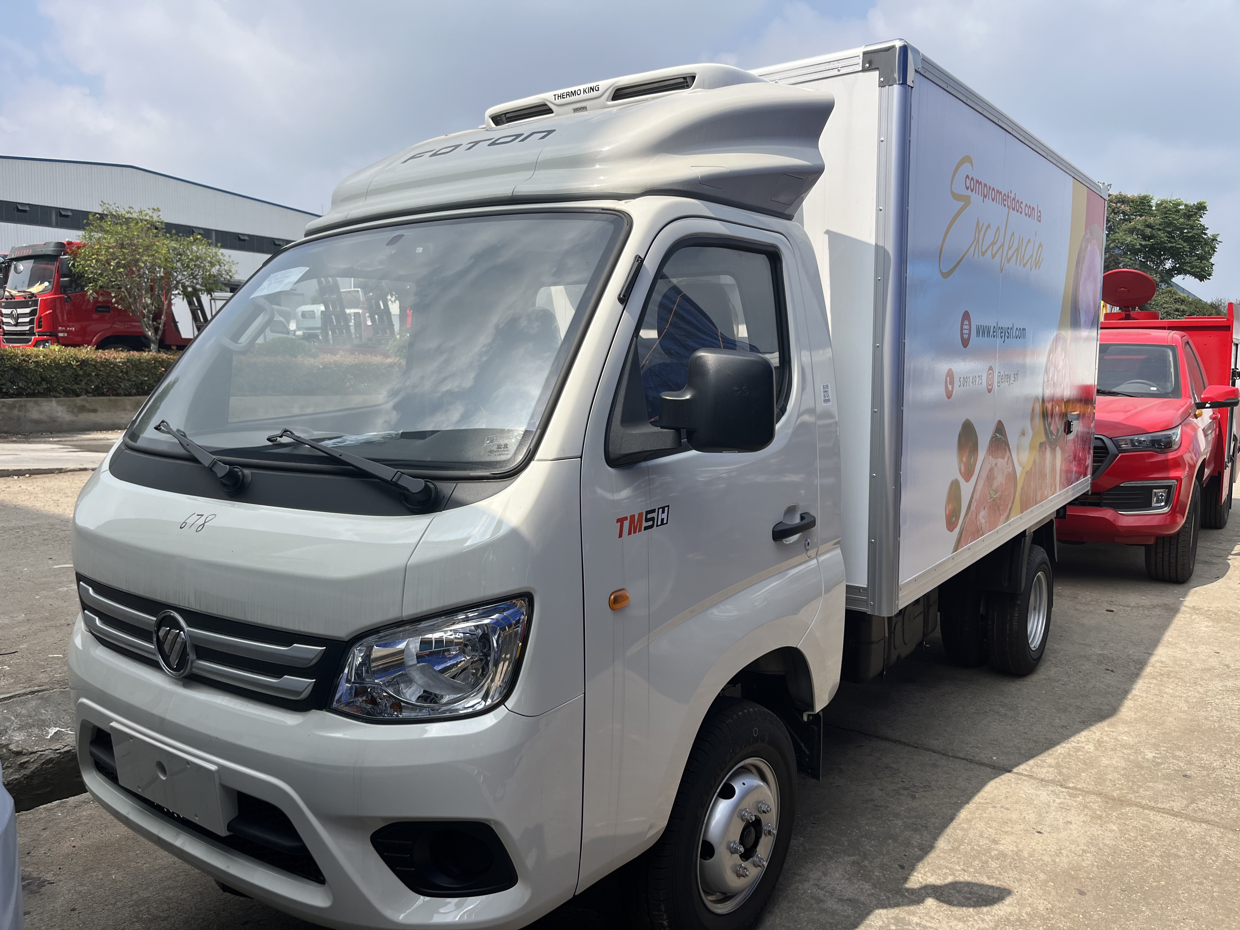 small refrigerated van for sale
