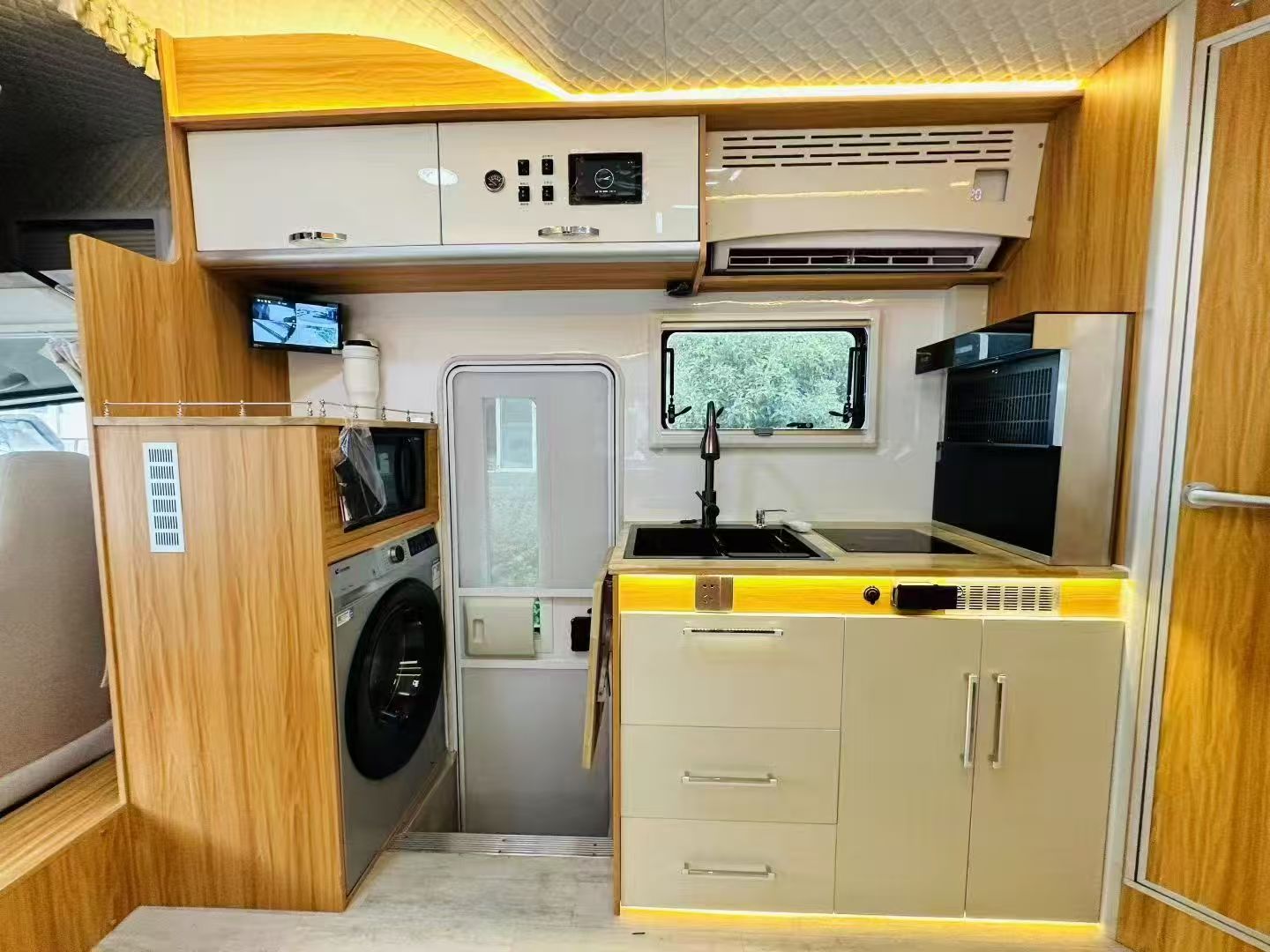 RV for sale-selling a motorhom