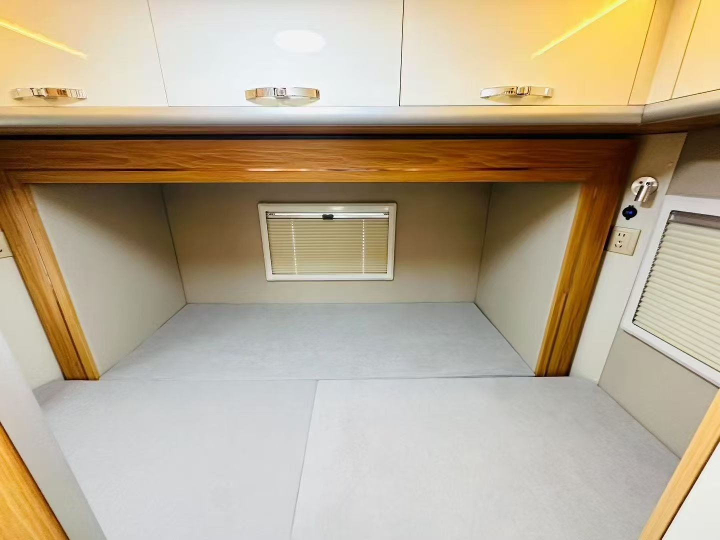 RV for sale-selling a motorhom