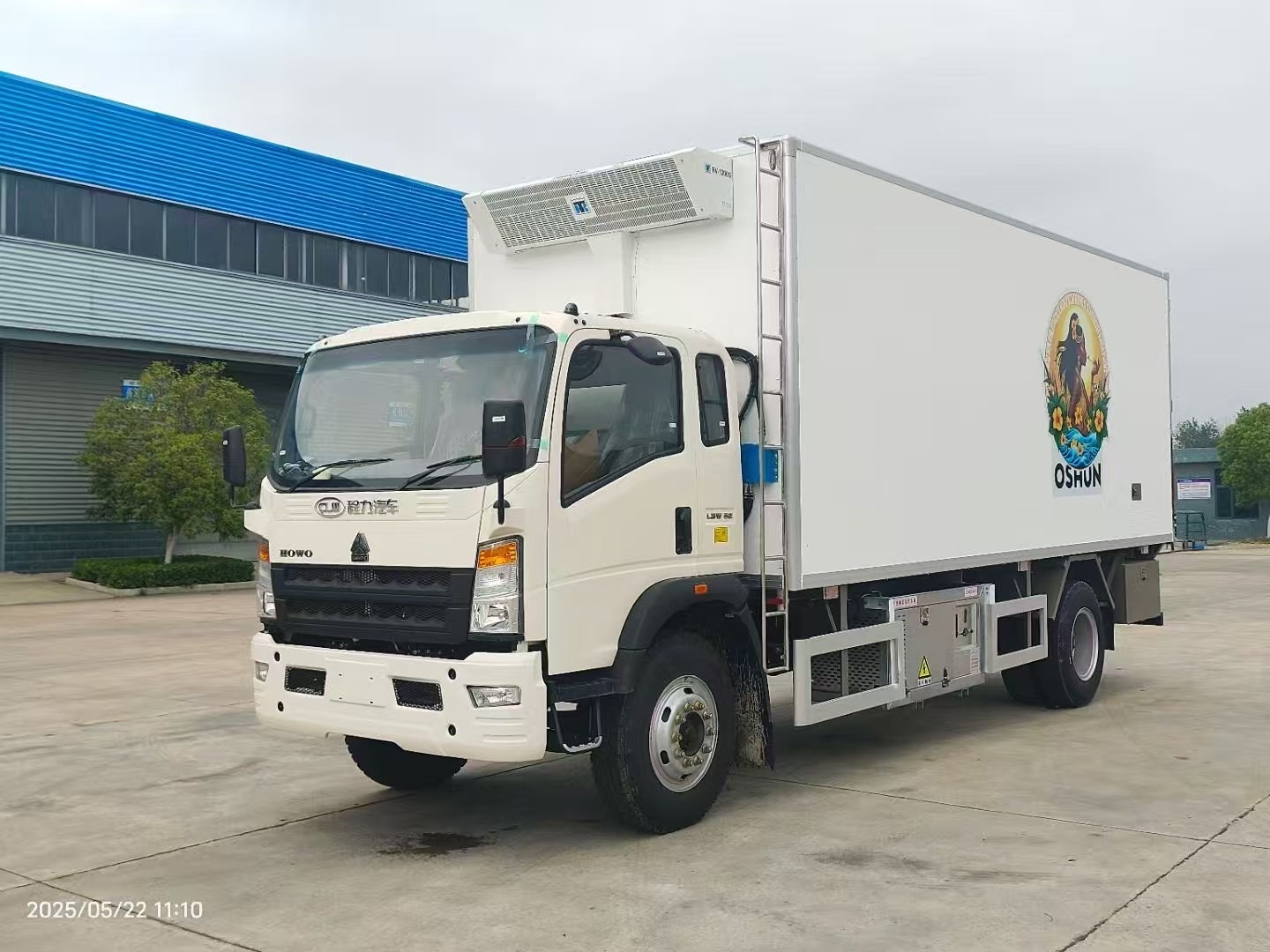 Refrigerator truck 10tons